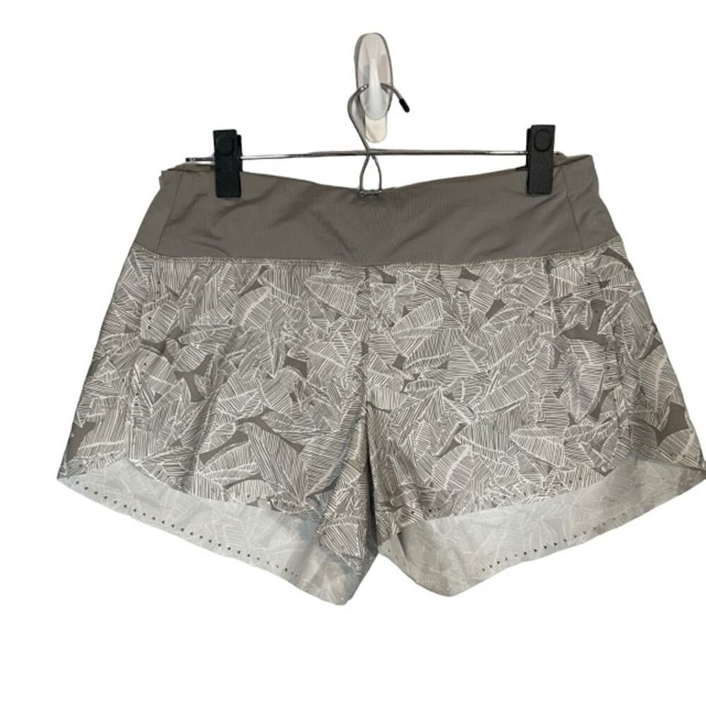 Athleta Women’s Gray Leaf Tropical Print Stash Pocket Running Shorts Size Small